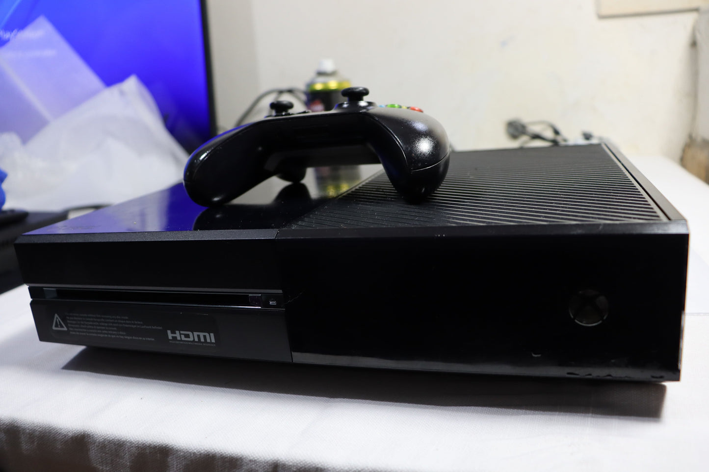 Microsoft Xbox One 500gb con scatola. Completo. Ottime condizioni